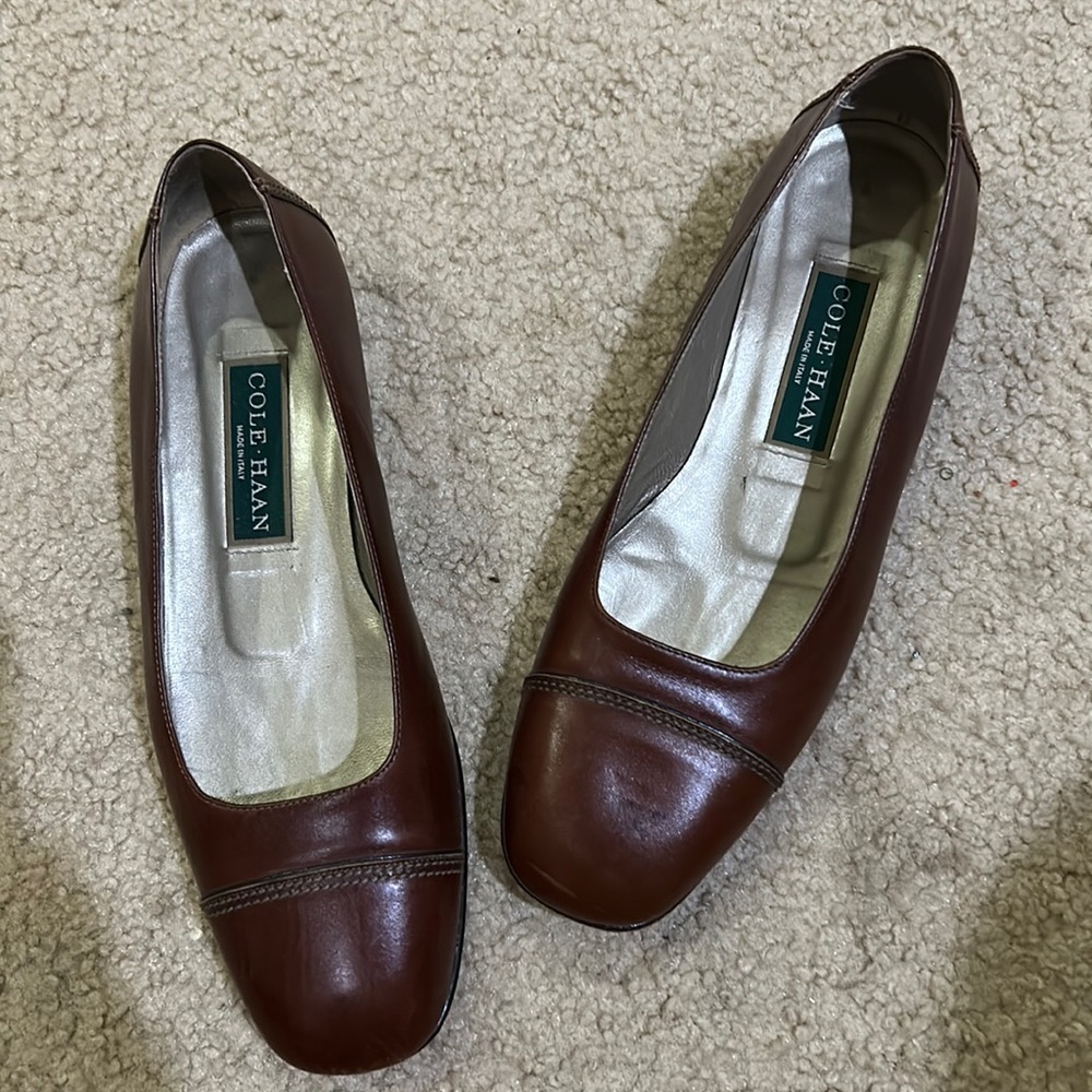 Cole haan flat shoes